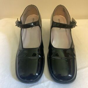 Stride rite black heels size 2.5M girls